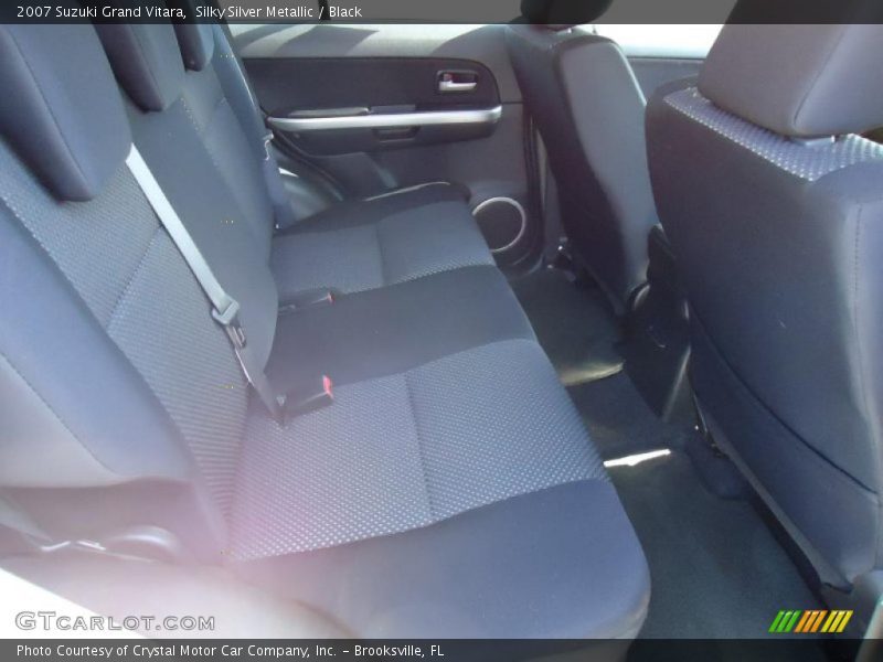 Silky Silver Metallic / Black 2007 Suzuki Grand Vitara