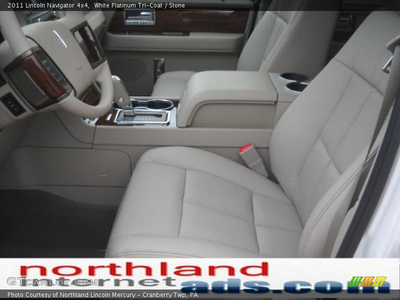White Platinum Tri-Coat / Stone 2011 Lincoln Navigator 4x4