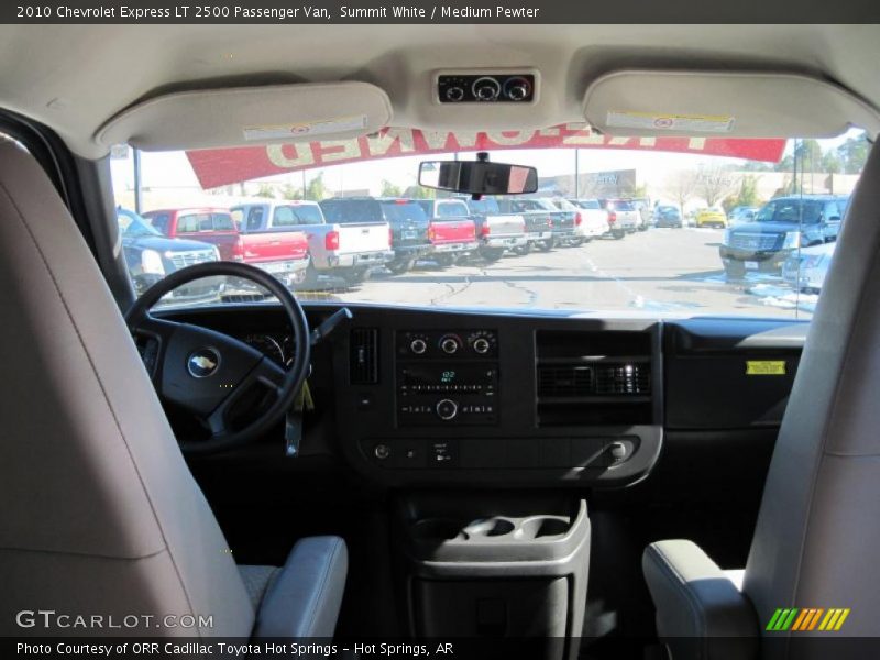 Summit White / Medium Pewter 2010 Chevrolet Express LT 2500 Passenger Van