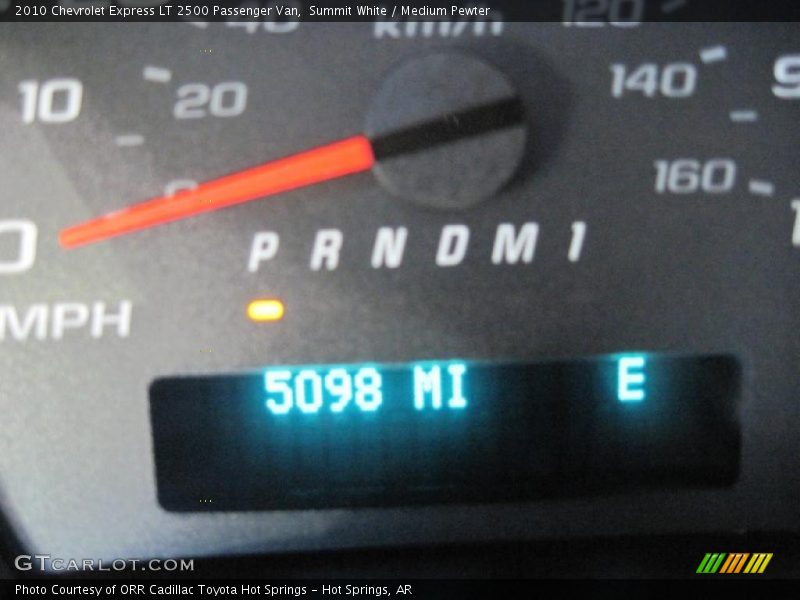 Summit White / Medium Pewter 2010 Chevrolet Express LT 2500 Passenger Van