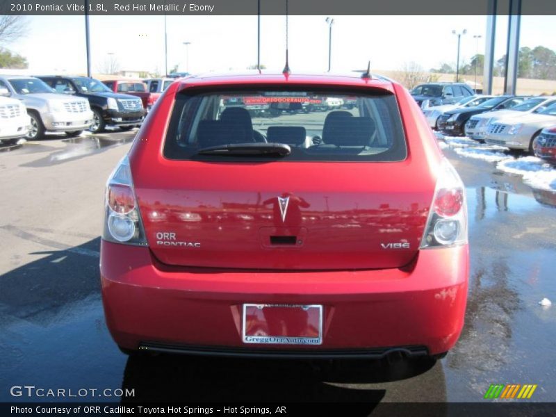 Red Hot Metallic / Ebony 2010 Pontiac Vibe 1.8L