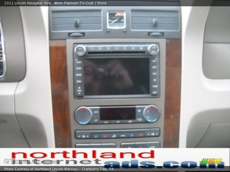 White Platinum Tri-Coat / Stone 2011 Lincoln Navigator 4x4