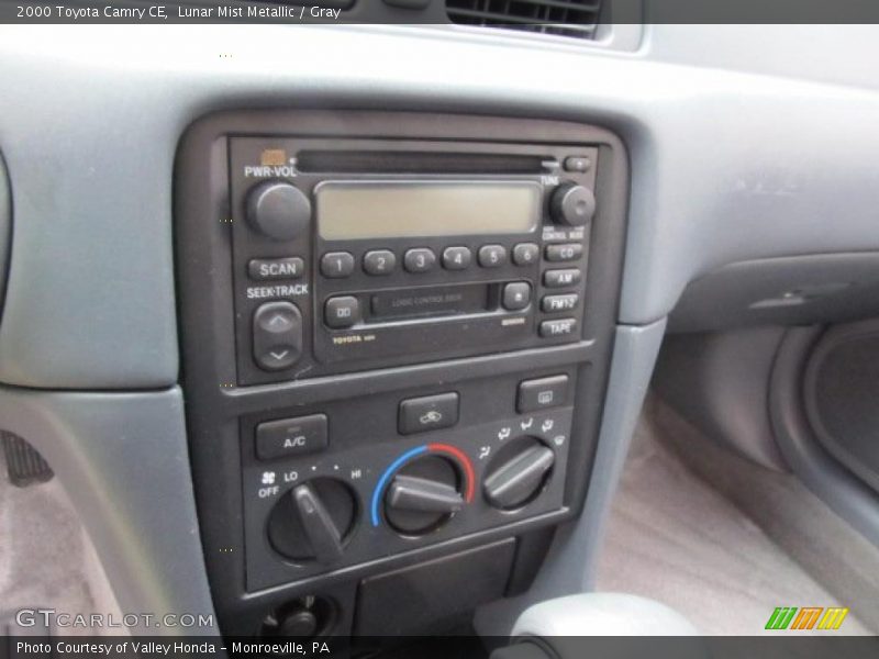 Lunar Mist Metallic / Gray 2000 Toyota Camry CE