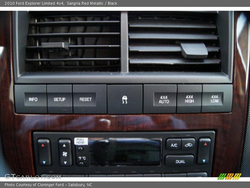 Controls of 2010 Explorer Limited 4x4