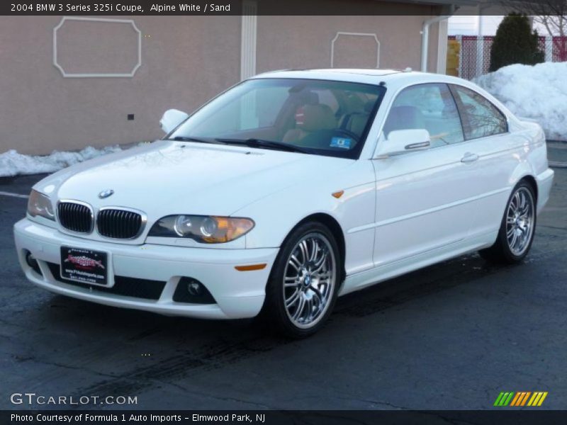 Alpine White / Sand 2004 BMW 3 Series 325i Coupe