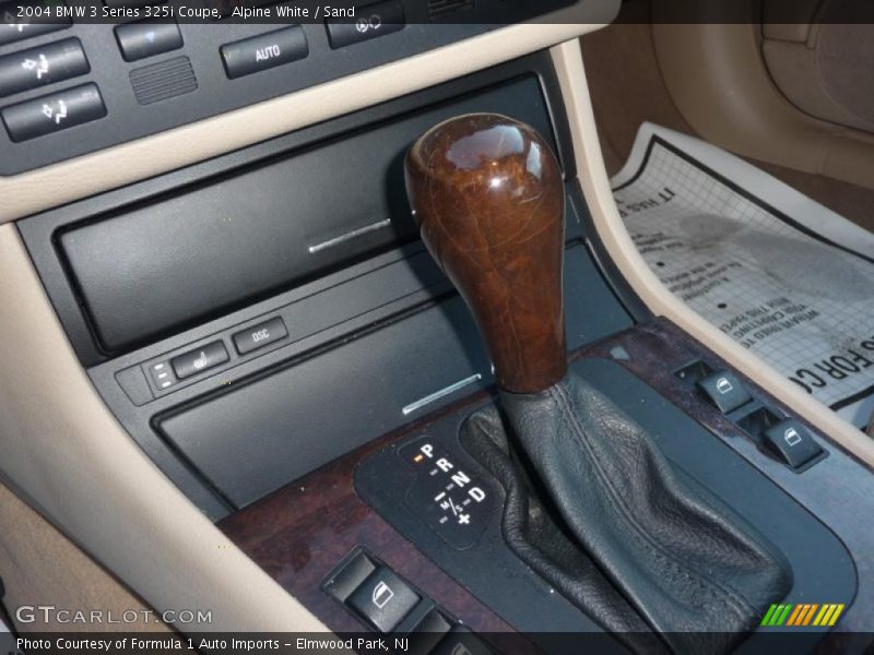 Alpine White / Sand 2004 BMW 3 Series 325i Coupe