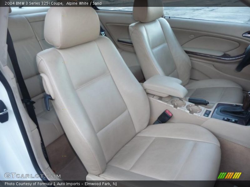 Alpine White / Sand 2004 BMW 3 Series 325i Coupe