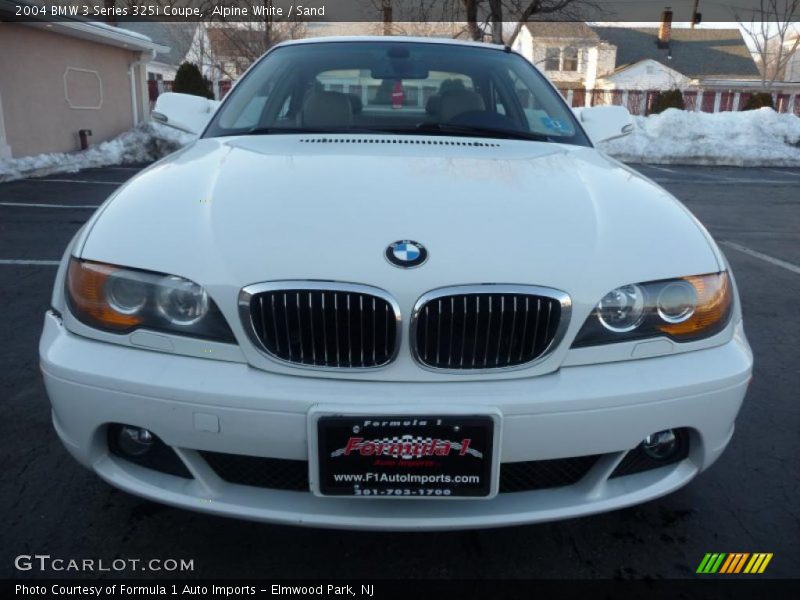 Alpine White / Sand 2004 BMW 3 Series 325i Coupe