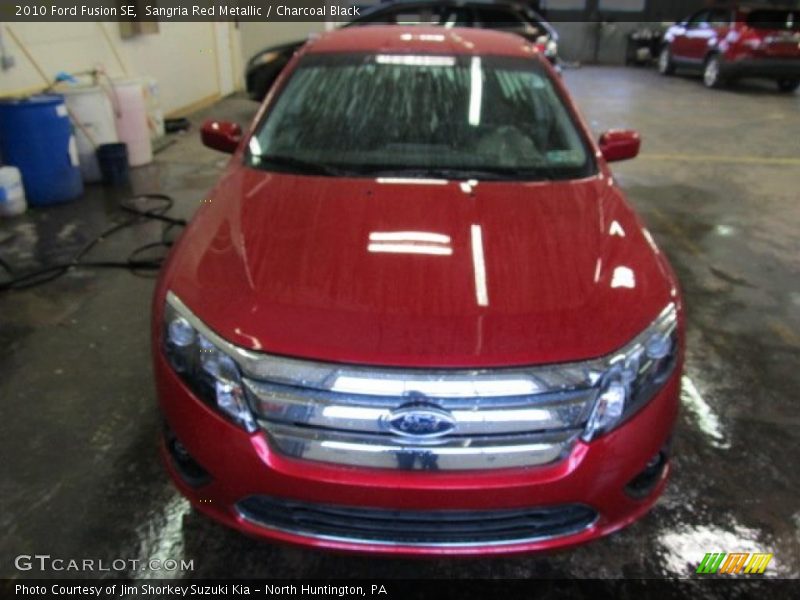 Sangria Red Metallic / Charcoal Black 2010 Ford Fusion SE