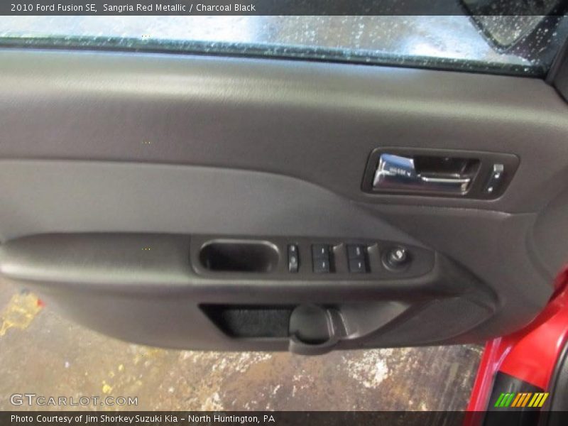 Sangria Red Metallic / Charcoal Black 2010 Ford Fusion SE