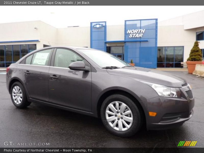 Taupe Gray Metallic / Jet Black 2011 Chevrolet Cruze LT