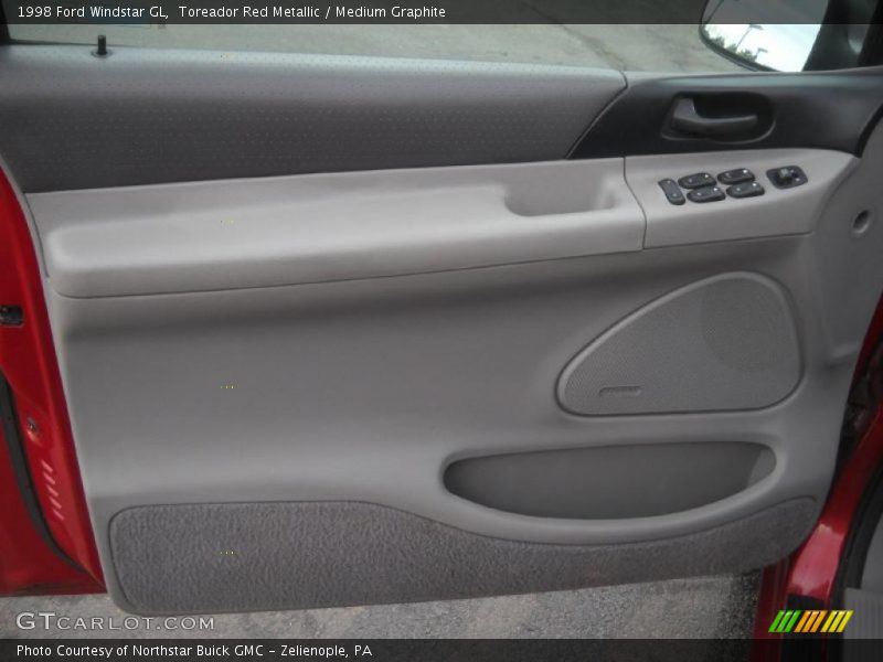 Toreador Red Metallic / Medium Graphite 1998 Ford Windstar GL