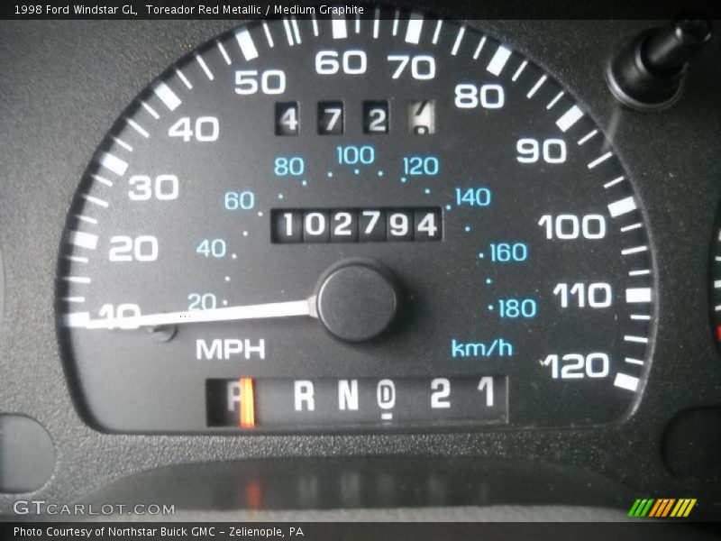 Toreador Red Metallic / Medium Graphite 1998 Ford Windstar GL