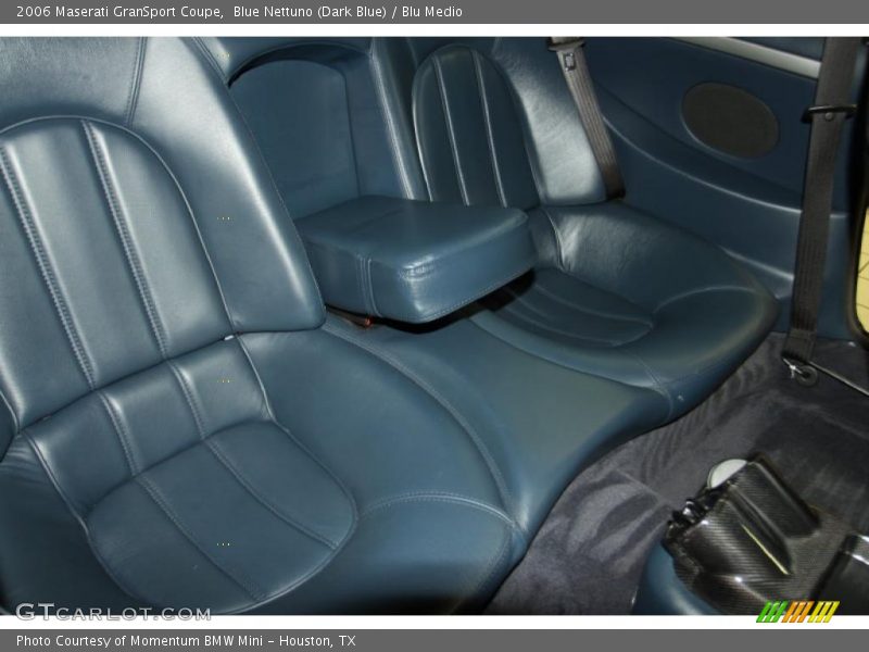 Blue Nettuno (Dark Blue) / Blu Medio 2006 Maserati GranSport Coupe