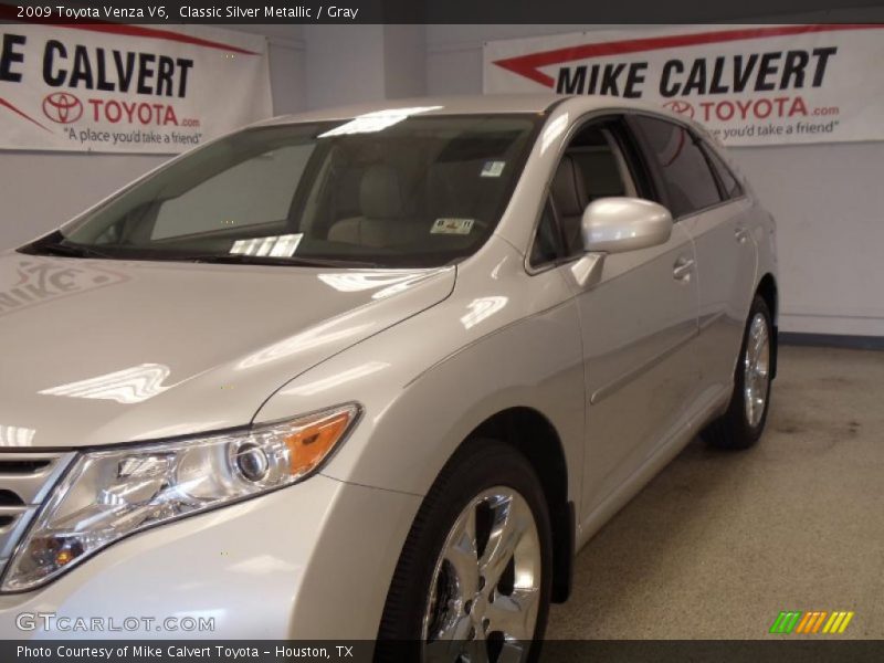 Classic Silver Metallic / Gray 2009 Toyota Venza V6