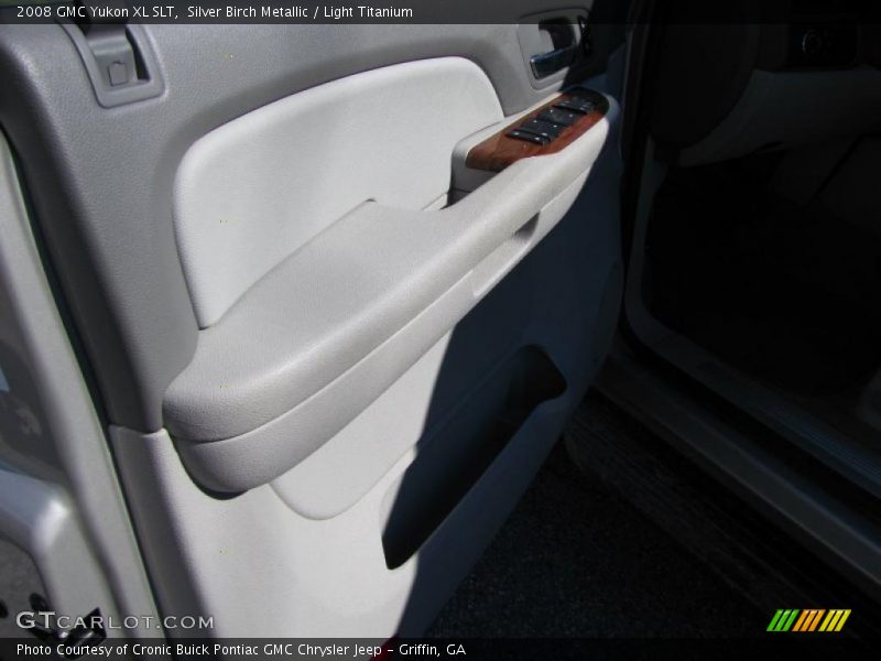 Silver Birch Metallic / Light Titanium 2008 GMC Yukon XL SLT