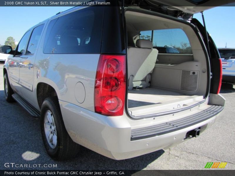 Silver Birch Metallic / Light Titanium 2008 GMC Yukon XL SLT