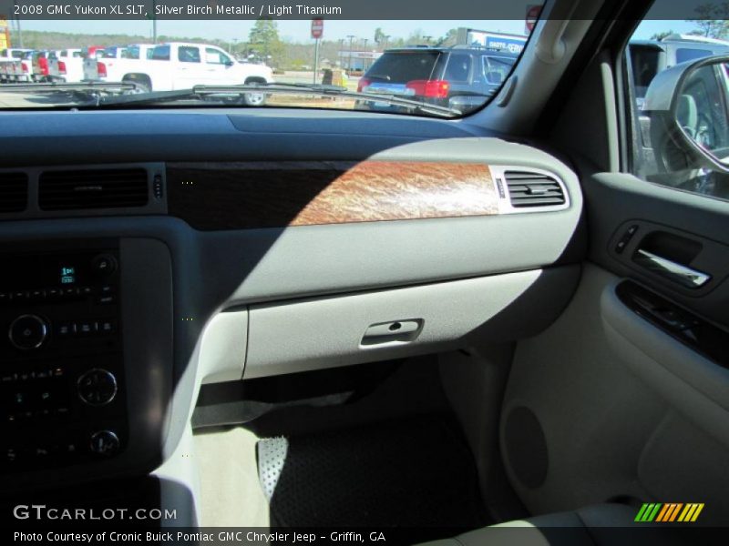 Silver Birch Metallic / Light Titanium 2008 GMC Yukon XL SLT