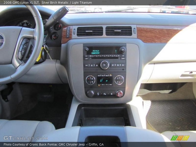 Silver Birch Metallic / Light Titanium 2008 GMC Yukon XL SLT