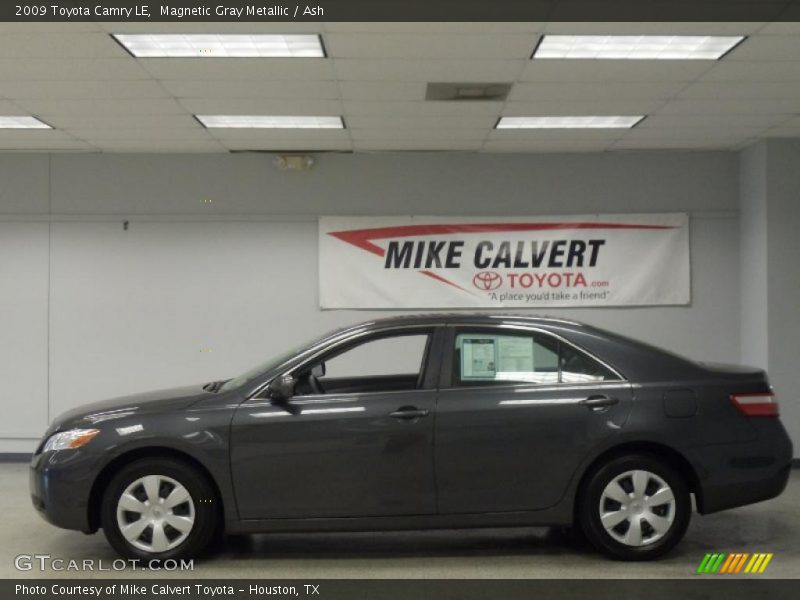 Magnetic Gray Metallic / Ash 2009 Toyota Camry LE