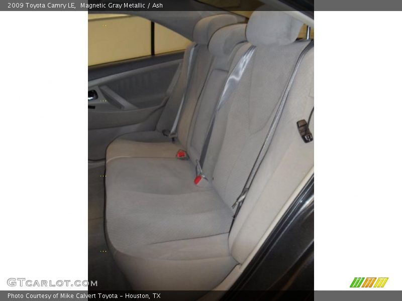 Magnetic Gray Metallic / Ash 2009 Toyota Camry LE