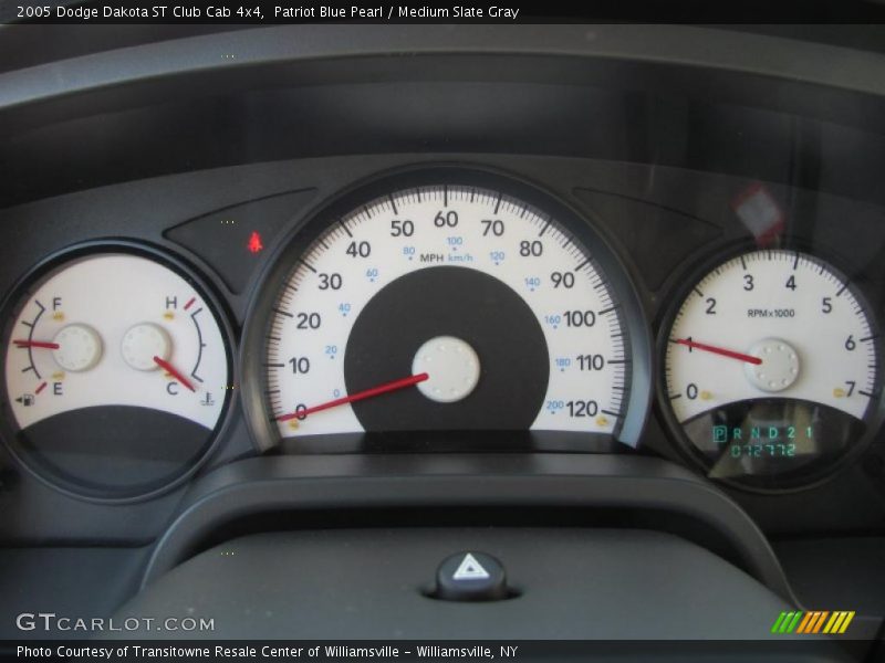 Patriot Blue Pearl / Medium Slate Gray 2005 Dodge Dakota ST Club Cab 4x4