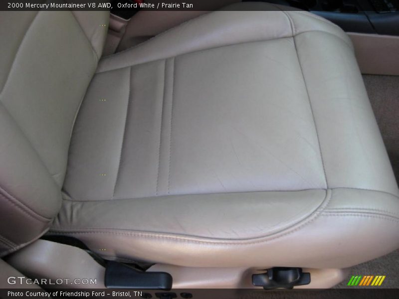 Oxford White / Prairie Tan 2000 Mercury Mountaineer V8 AWD
