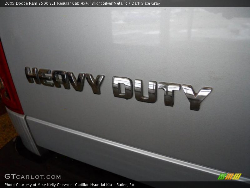 Bright Silver Metallic / Dark Slate Gray 2005 Dodge Ram 2500 SLT Regular Cab 4x4