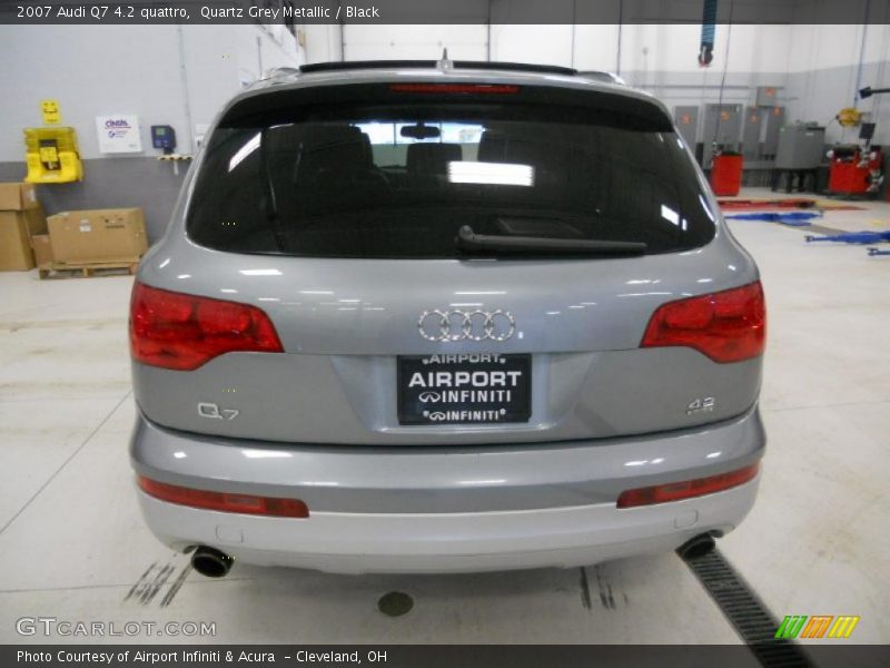 Quartz Grey Metallic / Black 2007 Audi Q7 4.2 quattro