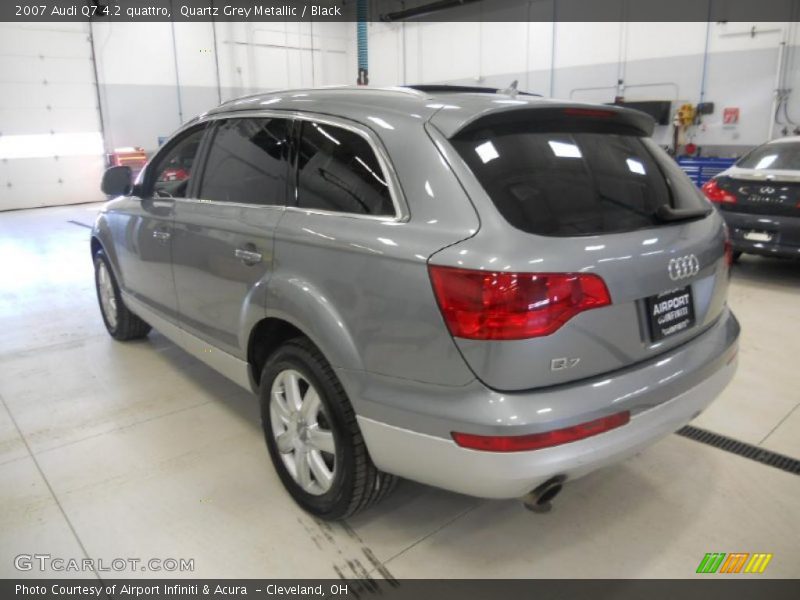 Quartz Grey Metallic / Black 2007 Audi Q7 4.2 quattro