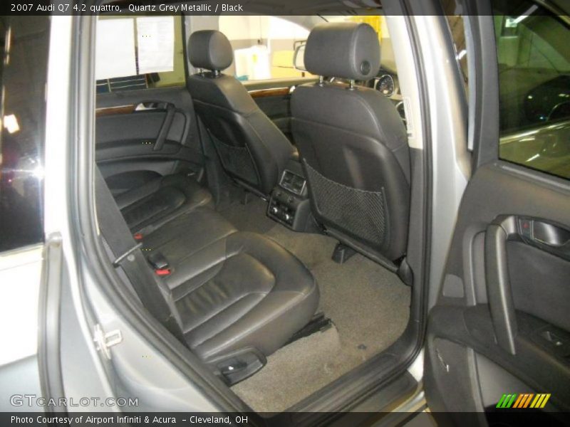 Quartz Grey Metallic / Black 2007 Audi Q7 4.2 quattro