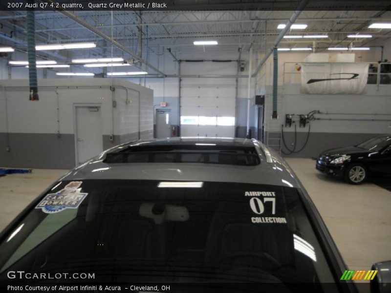 Quartz Grey Metallic / Black 2007 Audi Q7 4.2 quattro