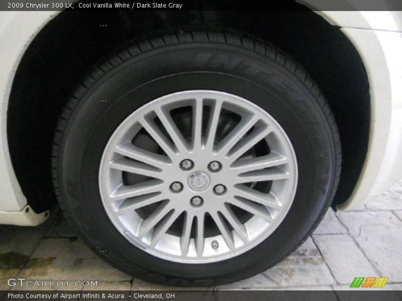 Cool Vanilla White / Dark Slate Gray 2009 Chrysler 300 LX