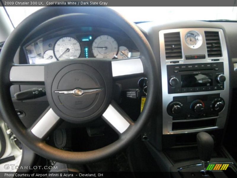 Cool Vanilla White / Dark Slate Gray 2009 Chrysler 300 LX