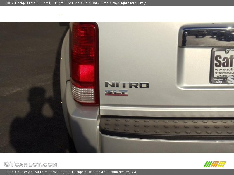  2007 Nitro SLT 4x4 Logo
