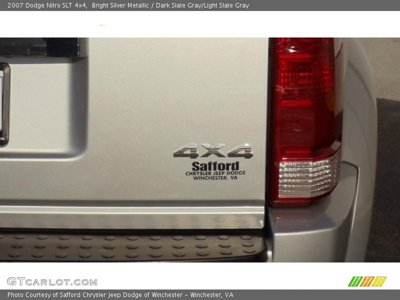 Bright Silver Metallic / Dark Slate Gray/Light Slate Gray 2007 Dodge Nitro SLT 4x4
