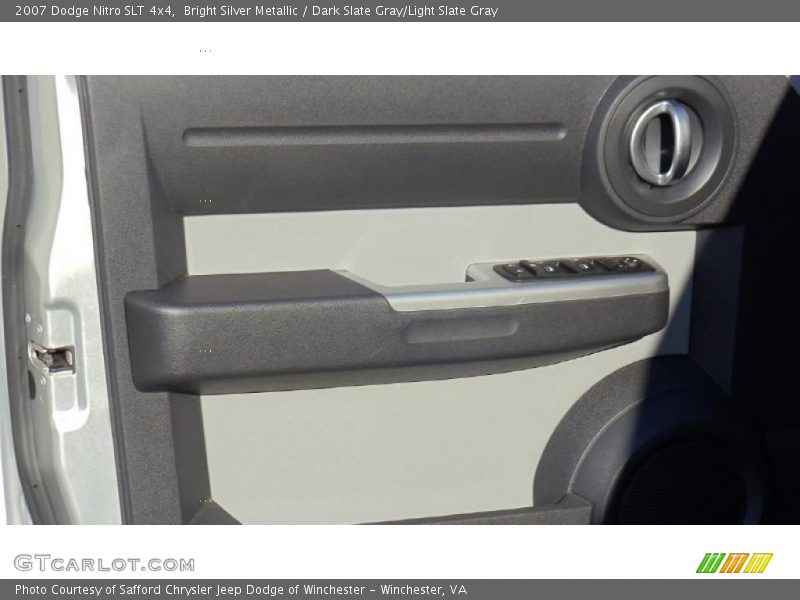 Bright Silver Metallic / Dark Slate Gray/Light Slate Gray 2007 Dodge Nitro SLT 4x4