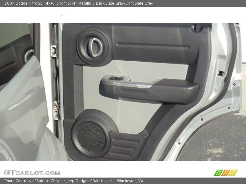 Bright Silver Metallic / Dark Slate Gray/Light Slate Gray 2007 Dodge Nitro SLT 4x4