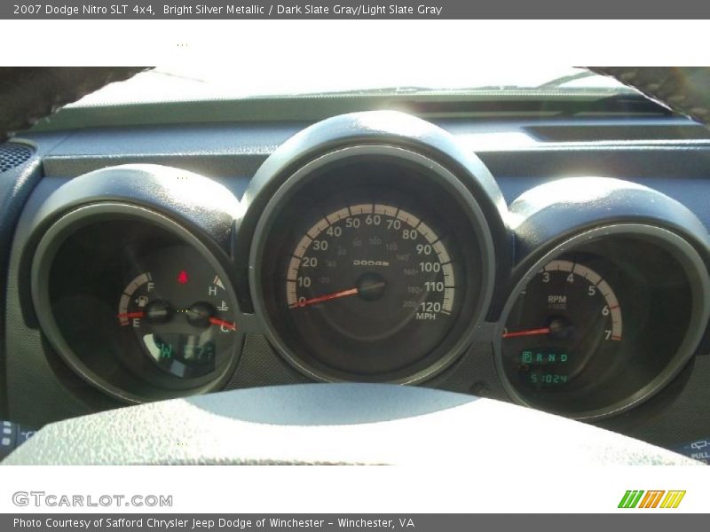 2007 Nitro SLT 4x4 SLT 4x4 Gauges