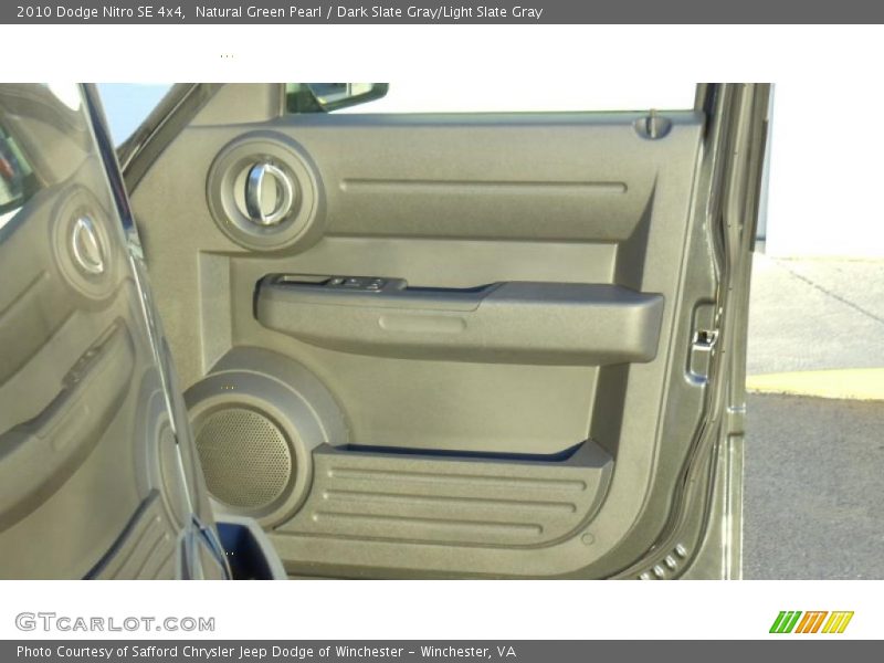 Natural Green Pearl / Dark Slate Gray/Light Slate Gray 2010 Dodge Nitro SE 4x4