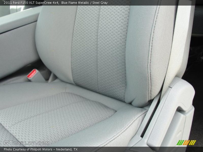 Blue Flame Metallic / Steel Gray 2011 Ford F150 XLT SuperCrew 4x4