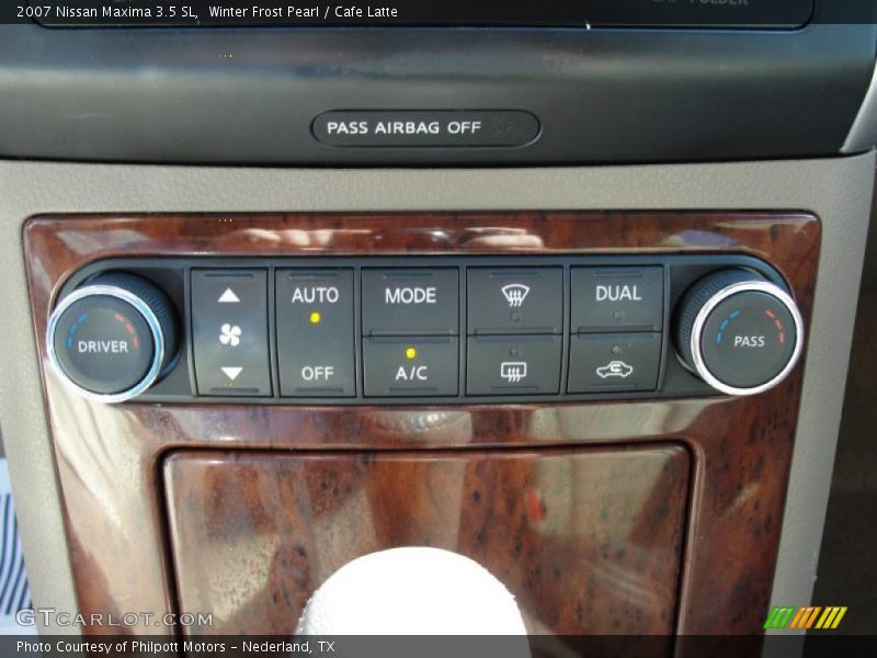 Winter Frost Pearl / Cafe Latte 2007 Nissan Maxima 3.5 SL