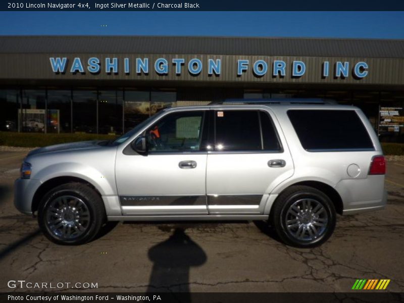 Ingot Silver Metallic / Charcoal Black 2010 Lincoln Navigator 4x4