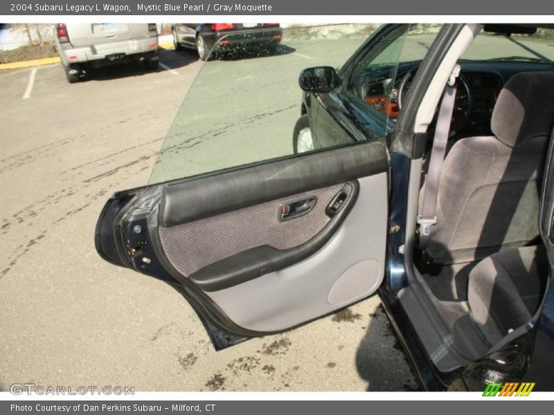 Mystic Blue Pearl / Gray Moquette 2004 Subaru Legacy L Wagon