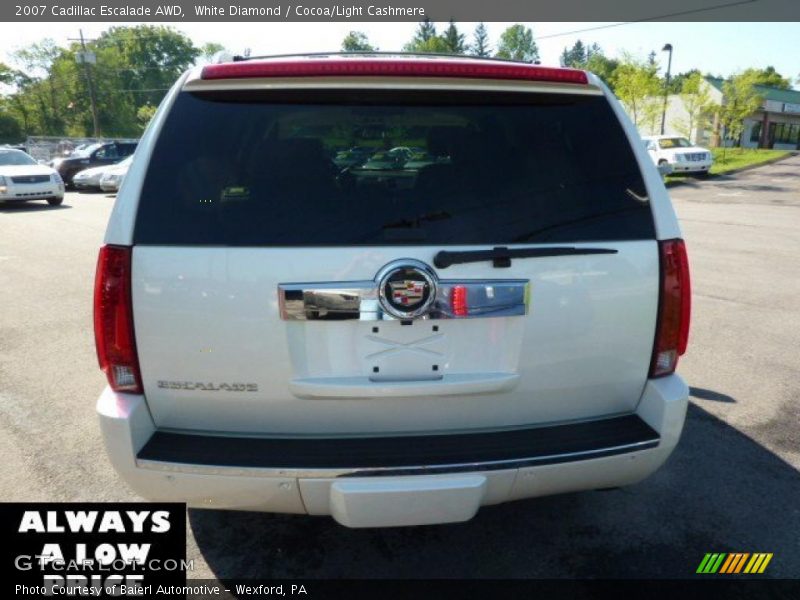 White Diamond / Cocoa/Light Cashmere 2007 Cadillac Escalade AWD
