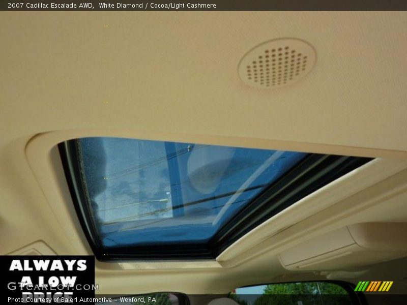 White Diamond / Cocoa/Light Cashmere 2007 Cadillac Escalade AWD