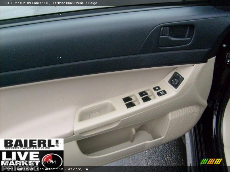 Tarmac Black Pearl / Beige 2010 Mitsubishi Lancer DE