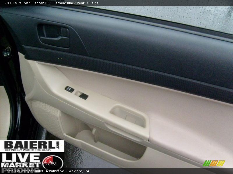 Tarmac Black Pearl / Beige 2010 Mitsubishi Lancer DE