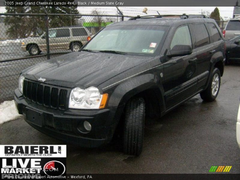 Black / Medium Slate Gray 2005 Jeep Grand Cherokee Laredo 4x4