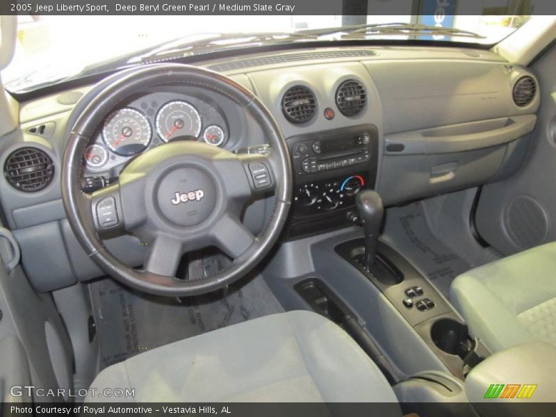  2005 Liberty Sport Medium Slate Gray Interior